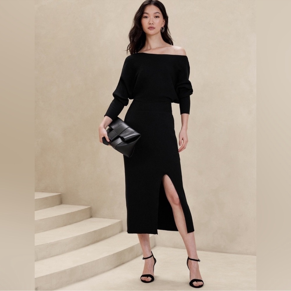Banana Republic Black One-Shoulder Midi Dress
